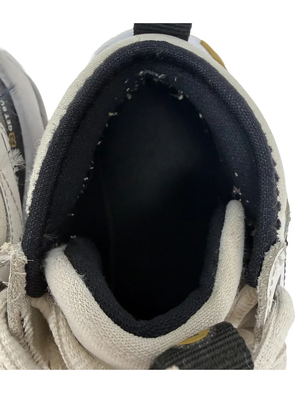 Nike Air Zoom Crossover 2 Mid White Metallic Gold - FB2689-100 Youth Size 2.5 Y